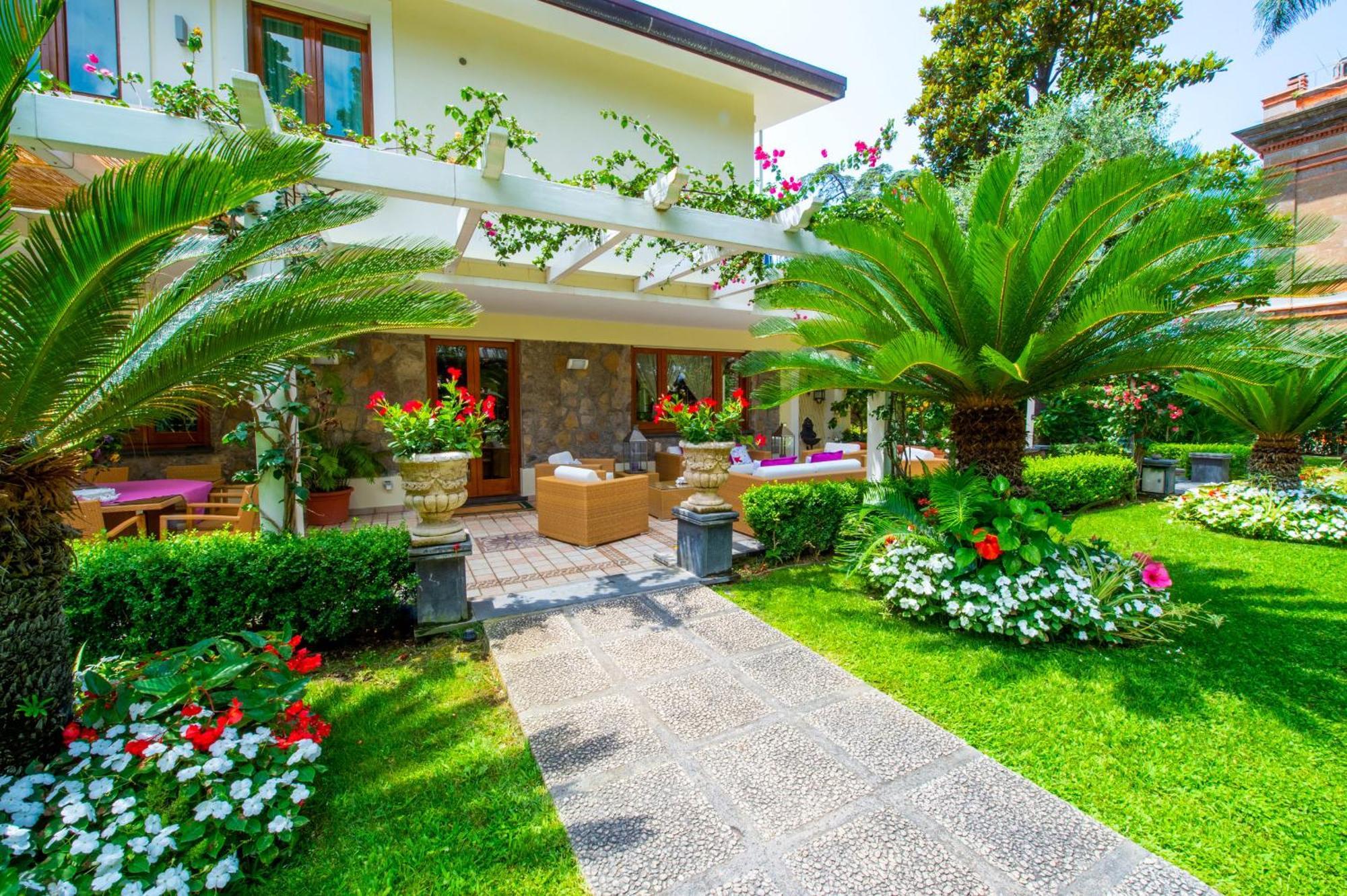 Sorrentovibes - Villa In Sorrento Center With Gardens And Outdoor Space Exterior foto